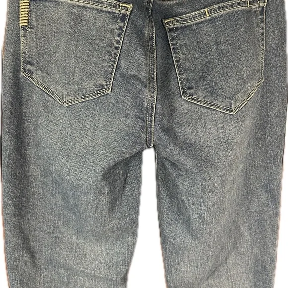 PAIGE Light Blue Skinny Jeans - New! - Picture 5 of 8